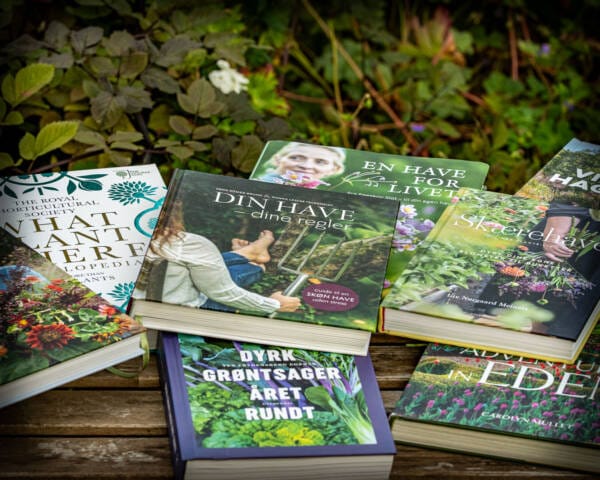 Havebøger og anbefalinger om havedesign, køkkenhave og blomster – inspiration til alle